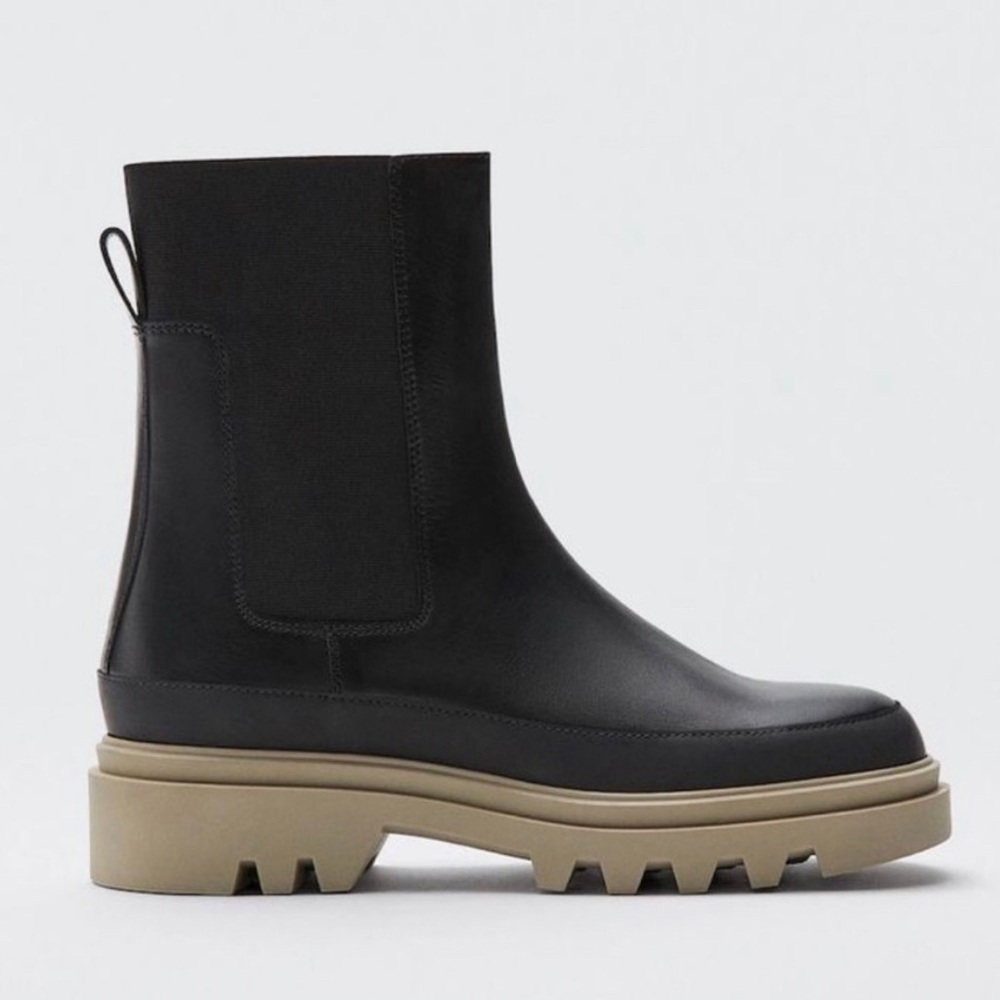 Massimo Dutti high shaft lug sole boots